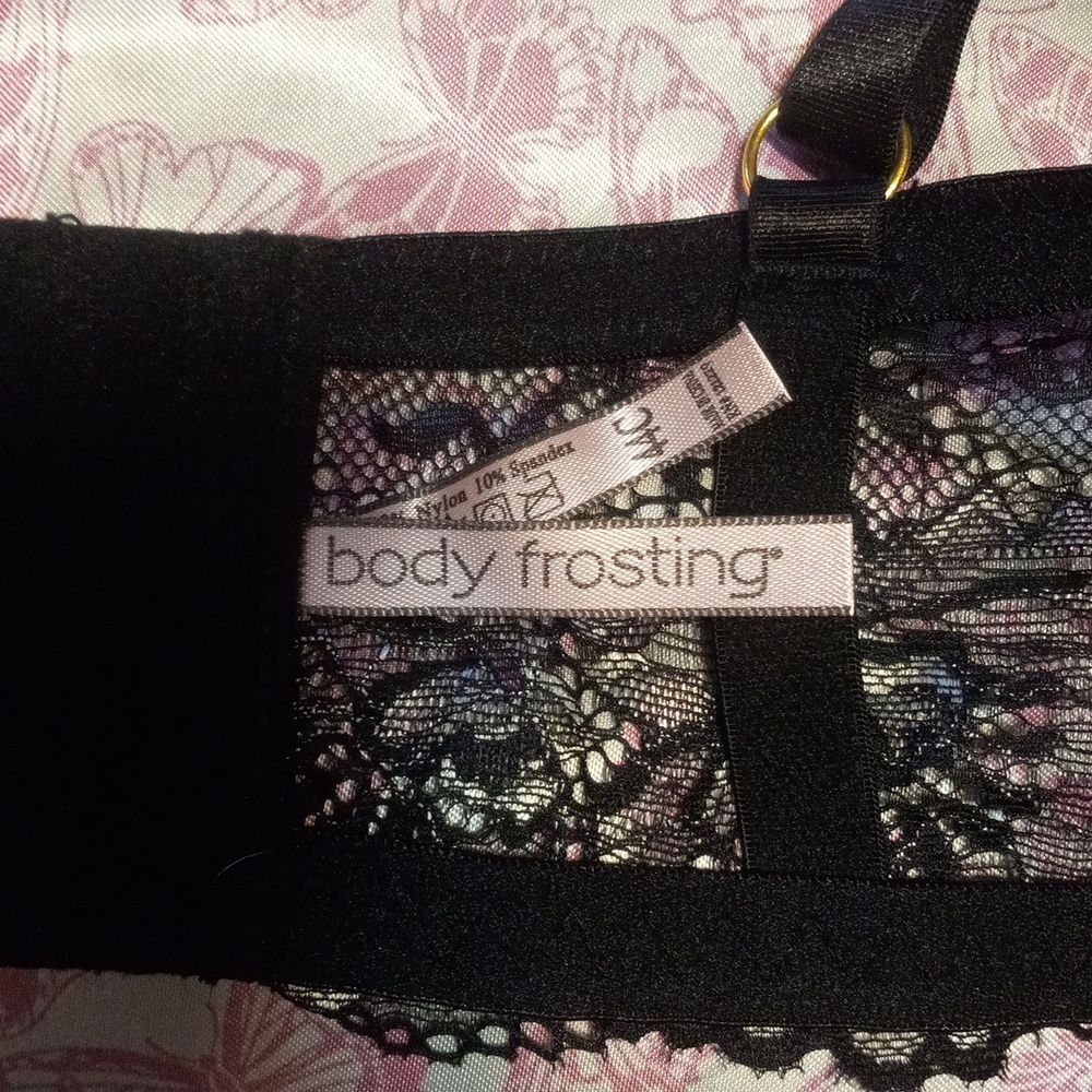 Bra Bundle - Picture 8 of 9